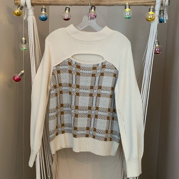 Cato Sweaters - Cato-Large Womens Mock neck keyhole Beige/ brown sweater